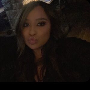 Meet your Posher, Alize